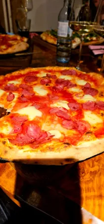 Bild von GAMS 1648 - Vinothek, Pizza, Cafe & Blumen