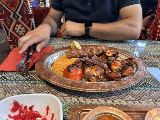 Bild von Çayda Çıra Ocakbaşı
