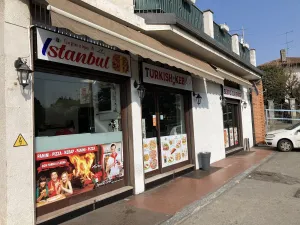 Turchia Istanbul Pizza - Kebap