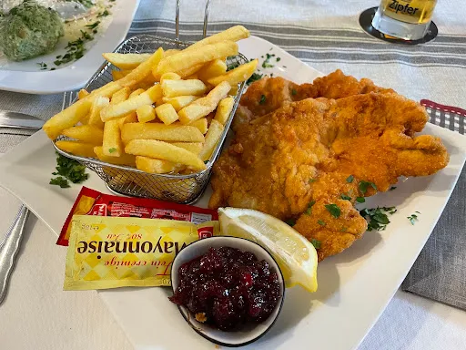 Bild von Restaurant Pizzeria Café Bar Goldener Hirsch