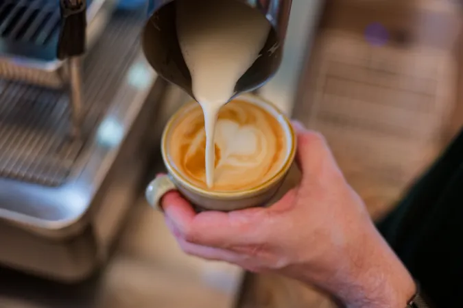 Image by Abensberger Kaffeerösterei - Café | Brunch | Drinks | Eis