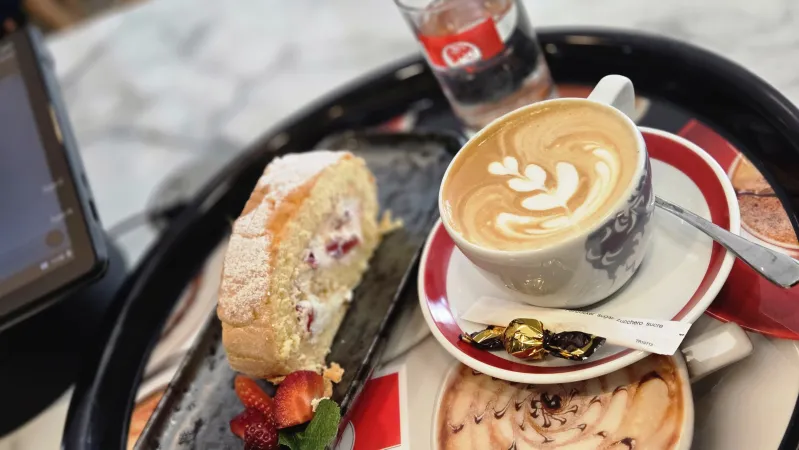 Foto di cafébar TESTA ROSSA enzo