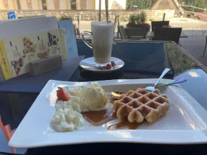 Cafe Bistro Per Du