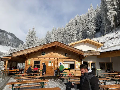Bild von Waldhütte