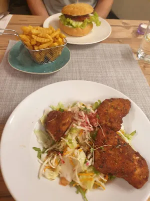 RAFFAEL's Restaurant Bar