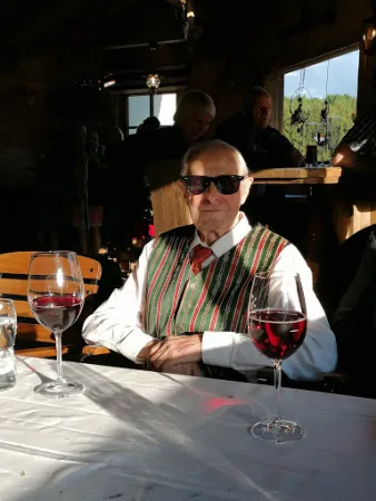 Bild von Lederhosn Alm