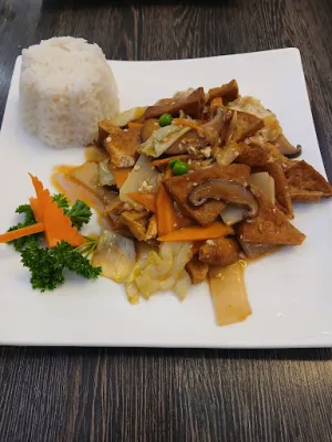 XU Wok and More