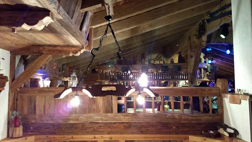 Bild von Alm Stadl Filzmoos - Apres ski und Almgaudii