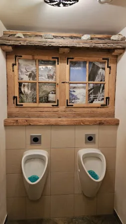 Bild von Dorfbar Ratschkathl