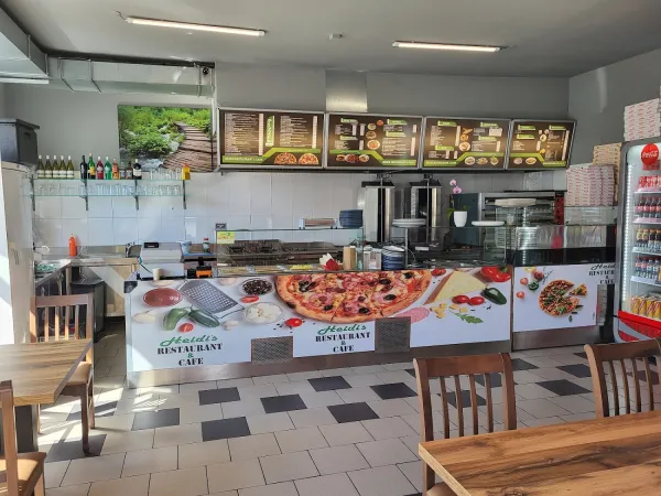 Bild von Heidis Restaurant &amp; Cafe