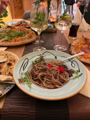 Marettimo - Trattoria Pizzeria Gästezimmer
