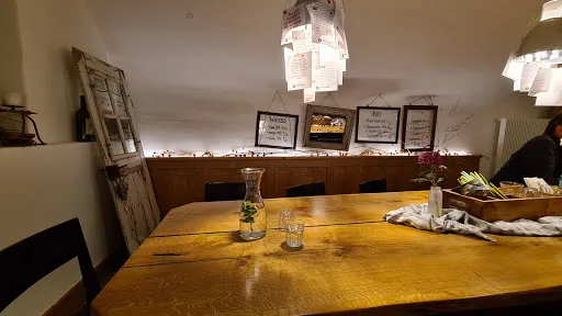 Bild von Katja & Evi`s Schlösslichäller