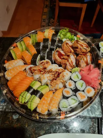 Bild von Shizuka Sushi & Momo