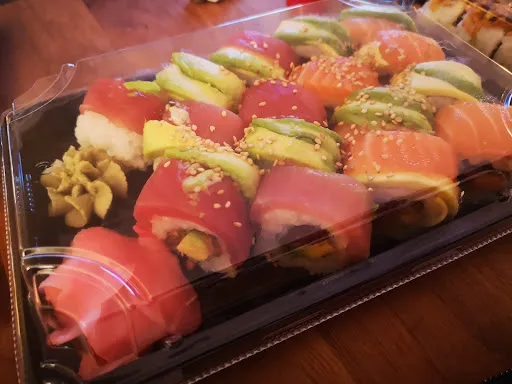 Bild von Shizuka Sushi & Momo