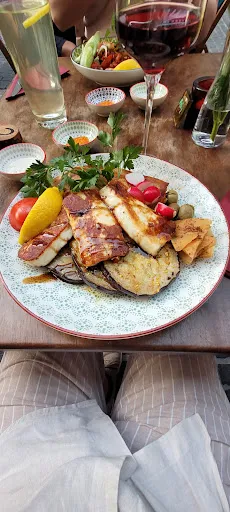 Gourmet Kitchen Restaurant, Spanische Weinhalle Catering, Events & Kochkurse