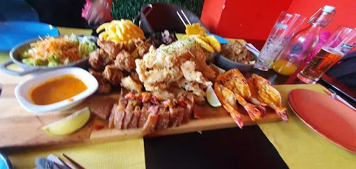 Bild von Tropical Bar Restaurant