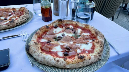 Bild von Restaurant La tavola (Pizza cucina e vino)