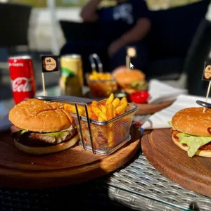Burger House 24 Shisha Lounge