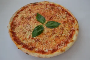 Mediterran Pizza Kurier