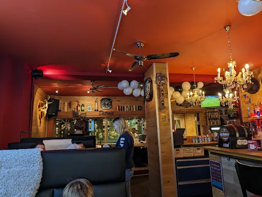 Bild von Mountain`s Akt Diner & Bar & Biergarten