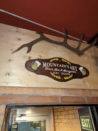 Bild von Mountain`s Akt Diner & Bar & Biergarten