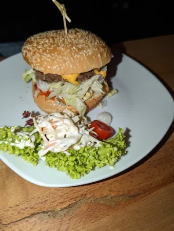 Bild von Mountain`s Akt Diner & Bar & Biergarten