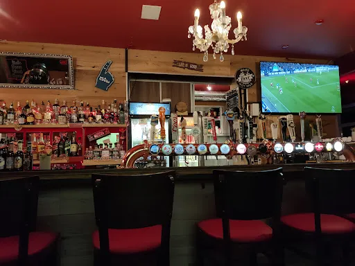 Bild von Mountain`s Akt Diner & Bar & Biergarten