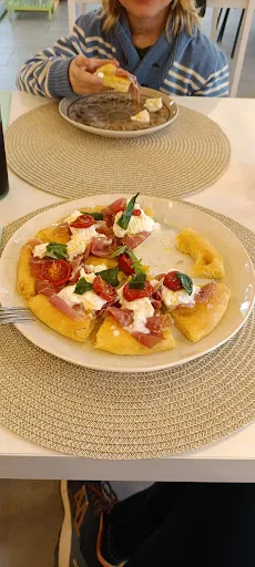 Via paradiso 8 boutique con cucina