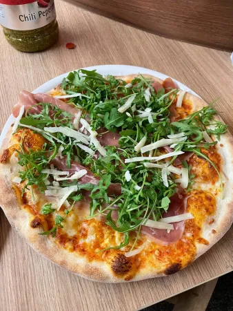 Bild von Pizzeria und Cafe im Markt