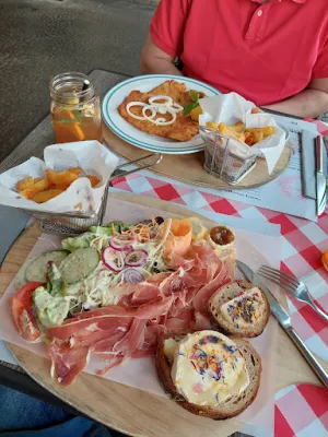 La Brasserie