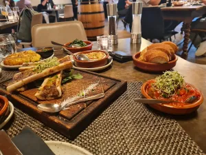 Casa Linda (Tapas Restaurant)