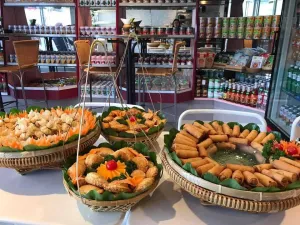 Apinya Kanomthai-Restaurant, Thake-away, Partyservice & Kochkurse