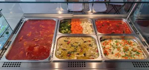 Apinya Kanomthai-Restaurant, Thake-away, Partyservice & Kochkurse