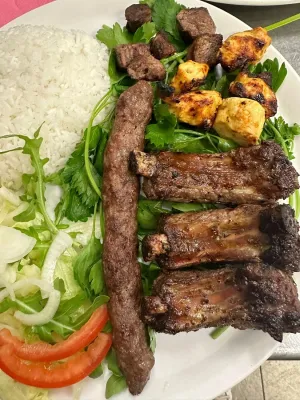 Restaurant RheinGarten مطعم العمدة