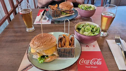 Bild von Tiara Grill