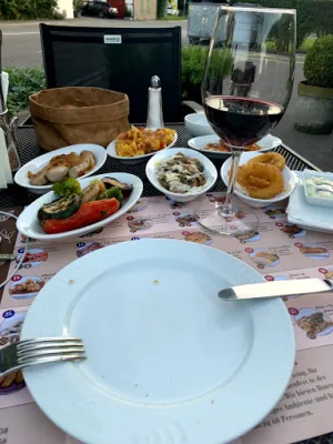 La Bodega de Pepe Tapas-Bar