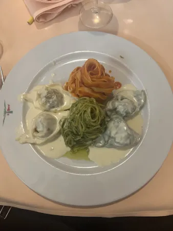 Bild von Restaurant il Faro Dübendorf Militärflugplatz