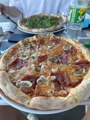 Pizzeria La Contadina