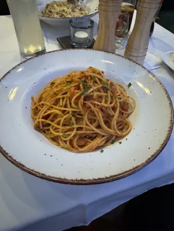 Bild von Vanila Restaurant, Café, and Cakery