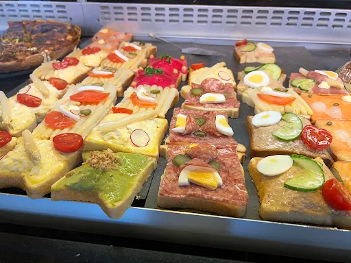 Bild von Café ABDERHALDEN Bäckerei Konditorei