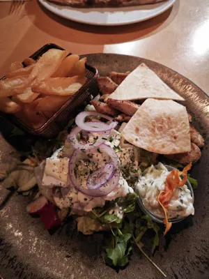 Olive Vienna im Westfield Donau Zentrum
