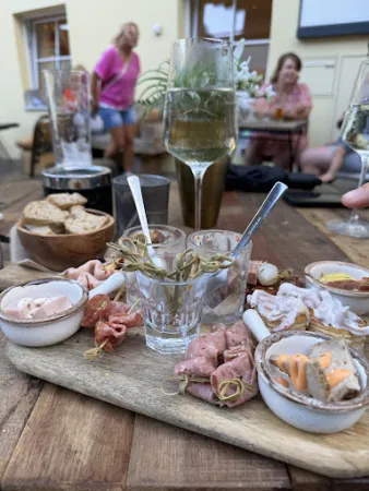 Bild von Wine & More by Miha