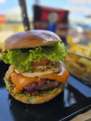 The Hot Burger