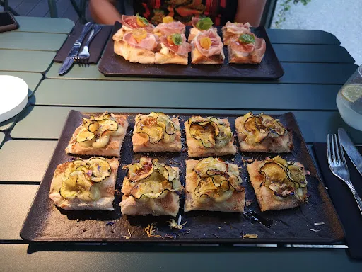 Bild von SETTE Artisan Craft Pizza • Cocktail Bar