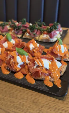 Bild von SETTE Artisan Craft Pizza • Cocktail Bar