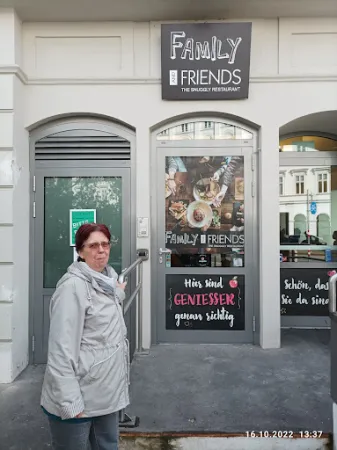 Bild von FAMILY AND FRIENDS