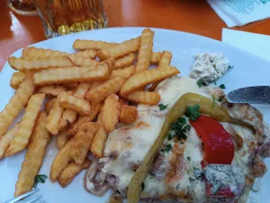 Hofstadlheuriger Weinstube Goldfuß