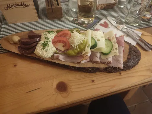 Bild von Moaßla Stüberl
