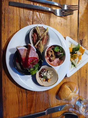 Mittelstation - Bar & Restaurant