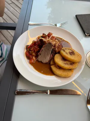 Restaurant - Hotel Hausschachen - Hausschachen GmbH